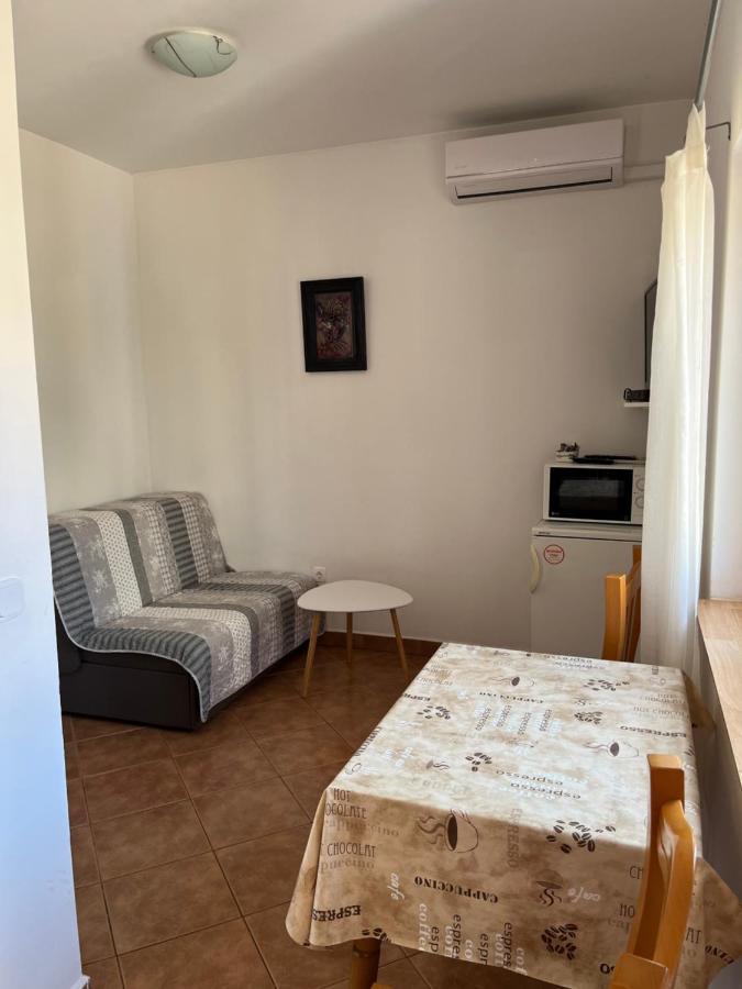 Apartment Sole ポレッチ エクステリア 写真